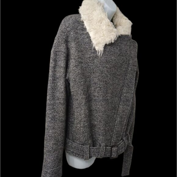 bar III  Wool Blend Jacket with Faux Fur Collar Size XS - Picture 2 of 9